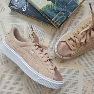 PUMA Suede Platform Lunalux Sneaker Kicks